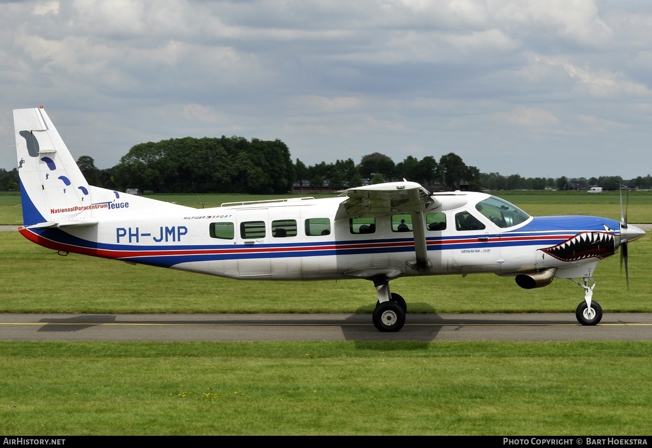 Aircraft Photo of PH-JMP | Cessna 208B Texas Turbine Supervan 900 | Nationaal Paracentrum Teuge | AirHistory.net #138884