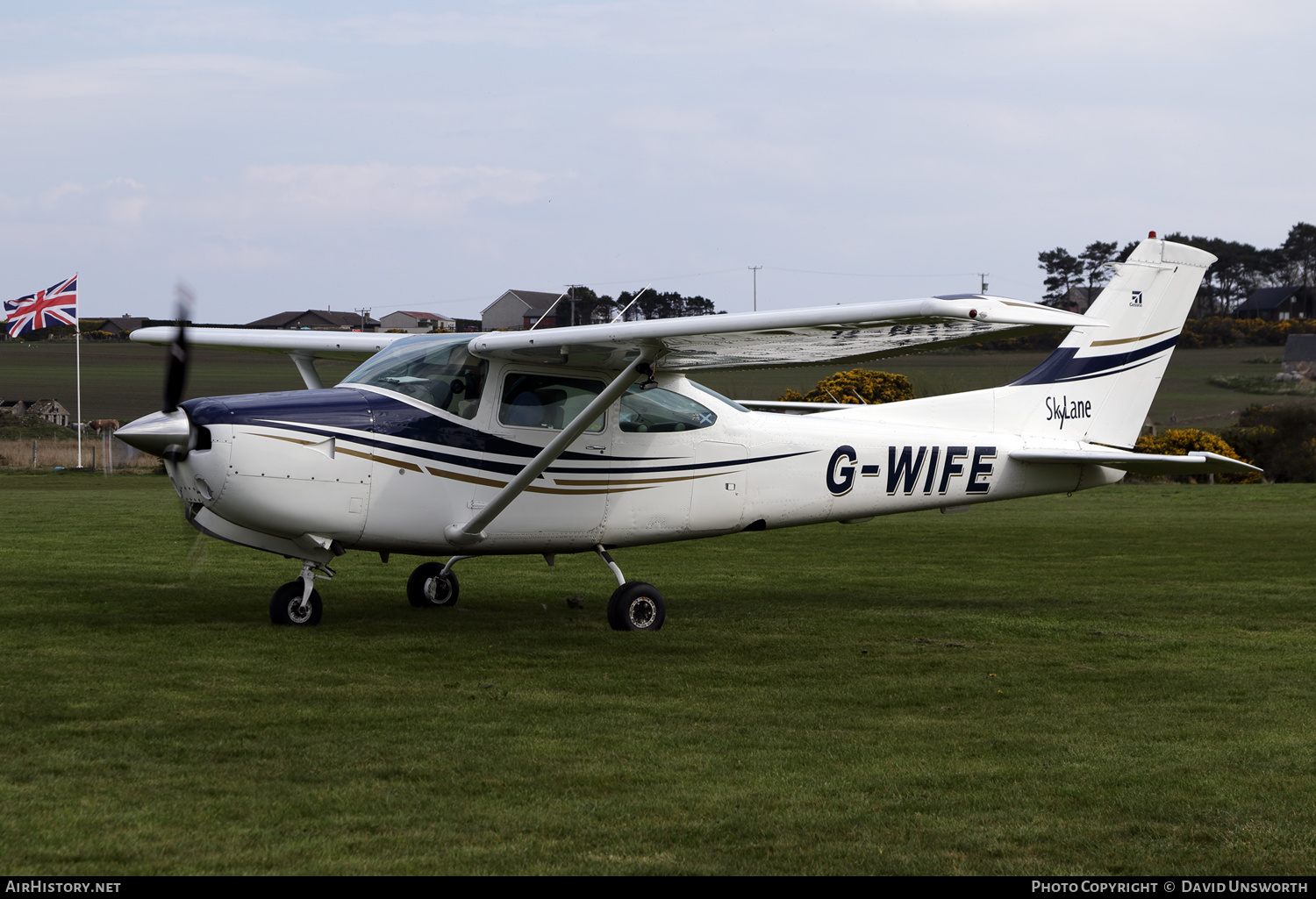 Aircraft Photo of G-WIFE | Cessna R182 Skylane RG | AirHistory.net #138894