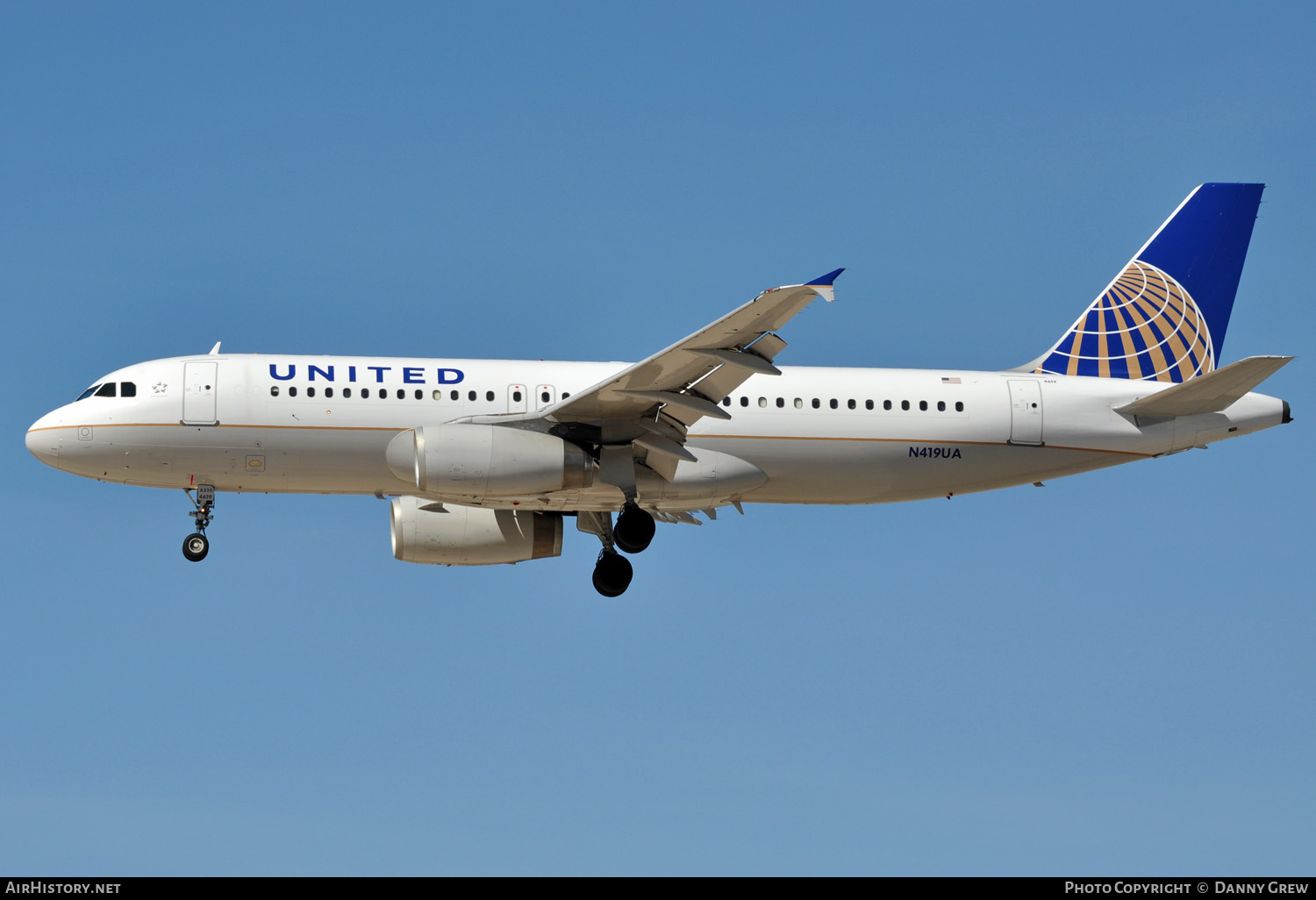 Aircraft Photo of N419UA | Airbus A320-232 | United Airlines | AirHistory.net #138930