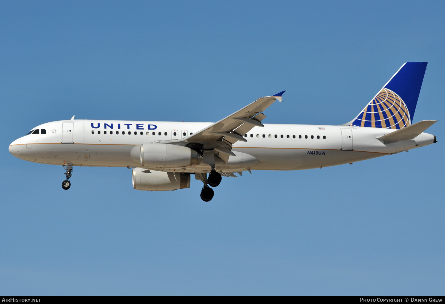 Aircraft Photo of N419UA | Airbus A320-232 | United Airlines | AirHistory.net #138930