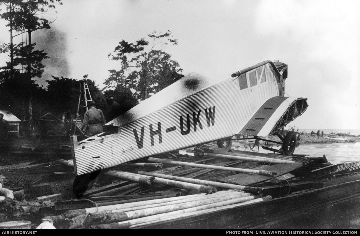 Aircraft Photo of VH-UKW | Junkers F 13ce | Guinea Airways | AirHistory.net #138943