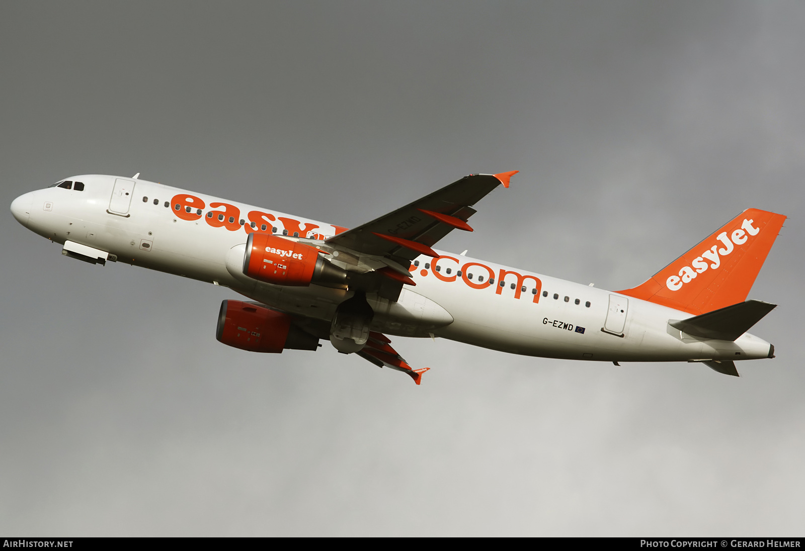 Aircraft Photo of G-EZWD | Airbus A320-214 | EasyJet | AirHistory.net #138995