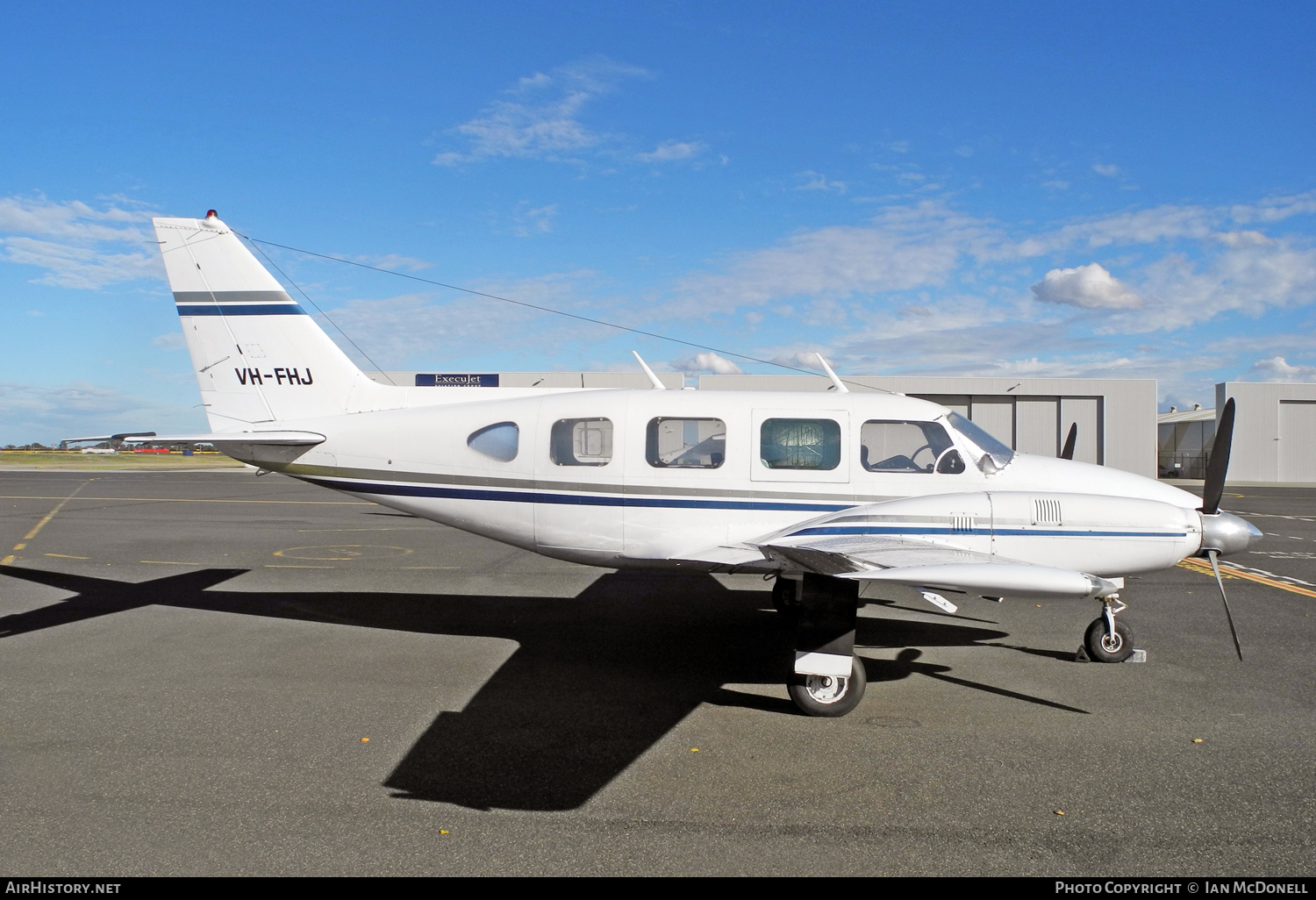 Aircraft Photo of VH-FHJ | Piper PA-31-310 Navajo | AirHistory.net #139045