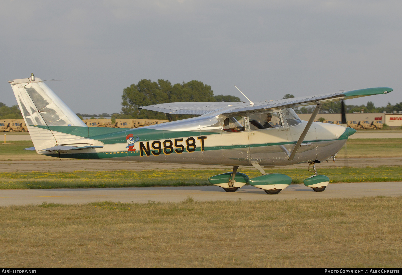Aircraft Photo of N9858T | Cessna 172A | AirHistory.net #139142