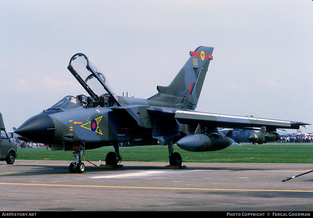 Aircraft Photo of ZA585 | Panavia Tornado GR1 | UK - Air Force | AirHistory.net #139282