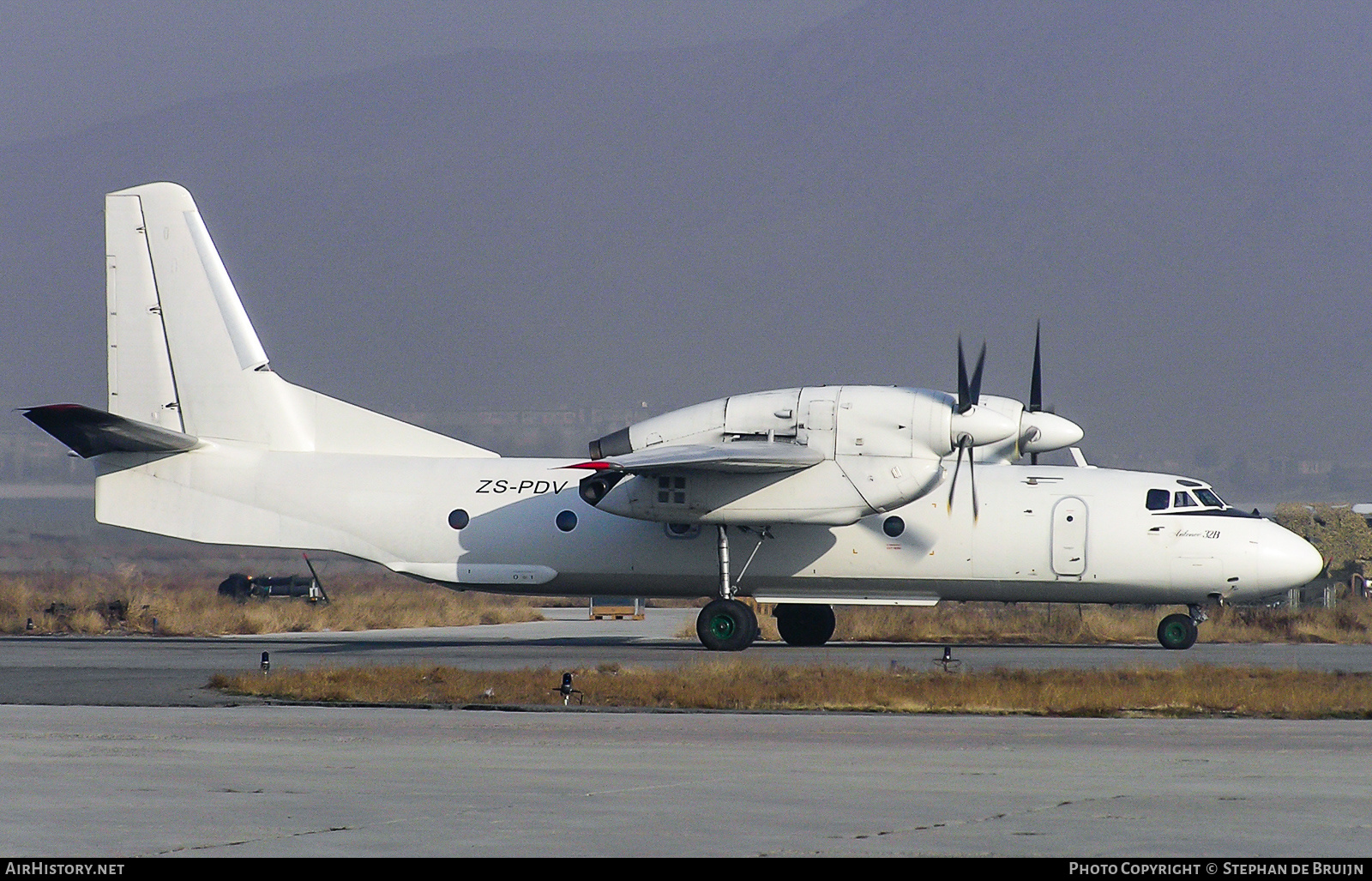 Aircraft Photo of ZS-PDV | Antonov An-32B | AirHistory.net #139317