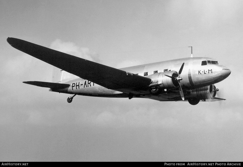 Aircraft Photo of PH-ARY | Douglas DC-3-194D | KLM - Koninklijke Luchtvaart Maatschappij | AirHistory.net #139388