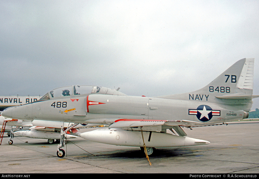Aircraft Photo of 158488 / 8488 | McDonnell Douglas TA-4J Skyhawk | USA - Navy | AirHistory.net #139492