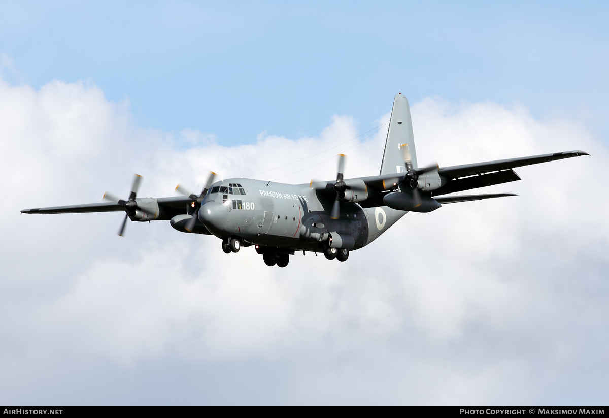 Aircraft Photo of 4180 | Lockheed C-130E Hercules (L-382) | Pakistan - Air Force | AirHistory.net #139652
