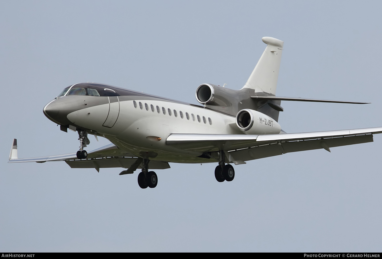 Aircraft Photo of M-ZJBT | Dassault Falcon 7X | AirHistory.net #139679