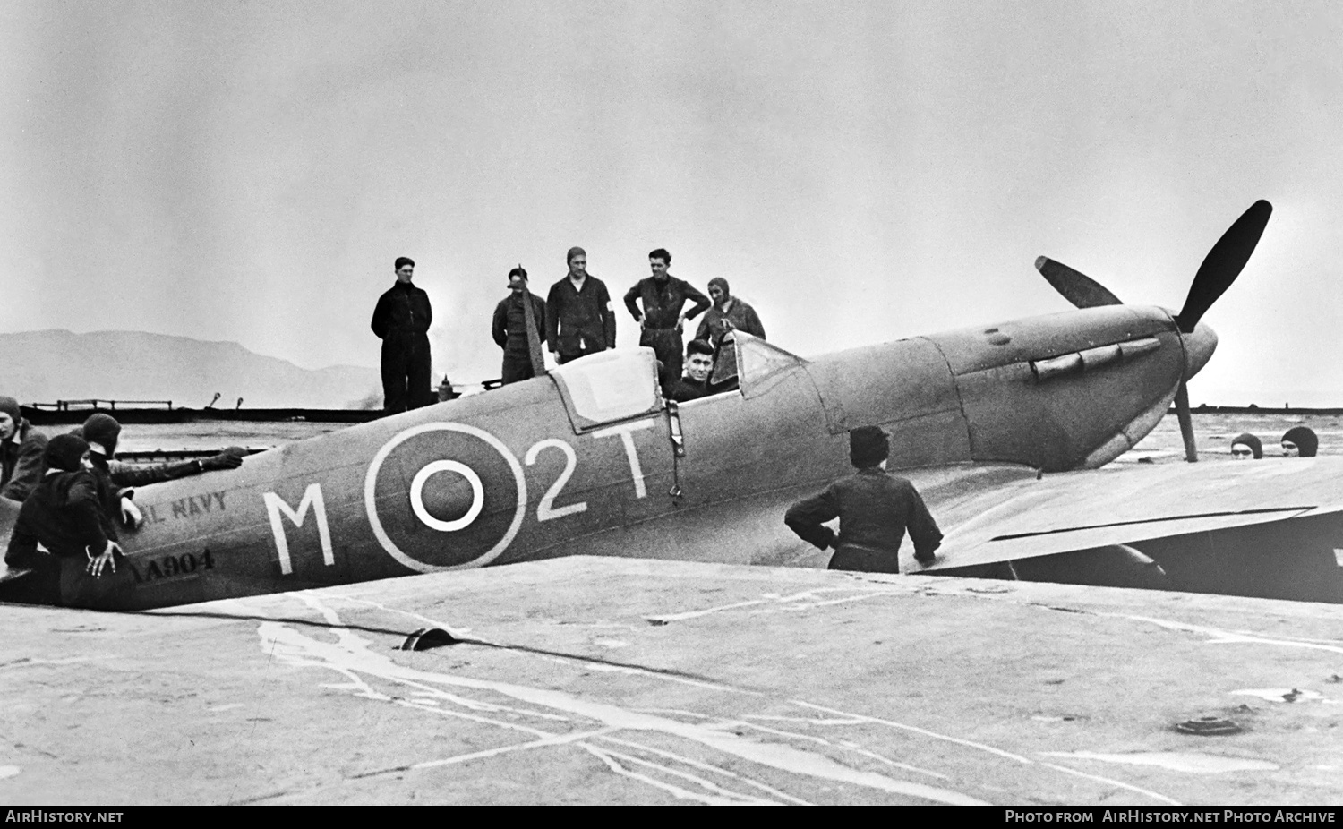 Aircraft Photo of AA904 | Supermarine 349 Spitfire Mk5B | UK - Navy | AirHistory.net #139751