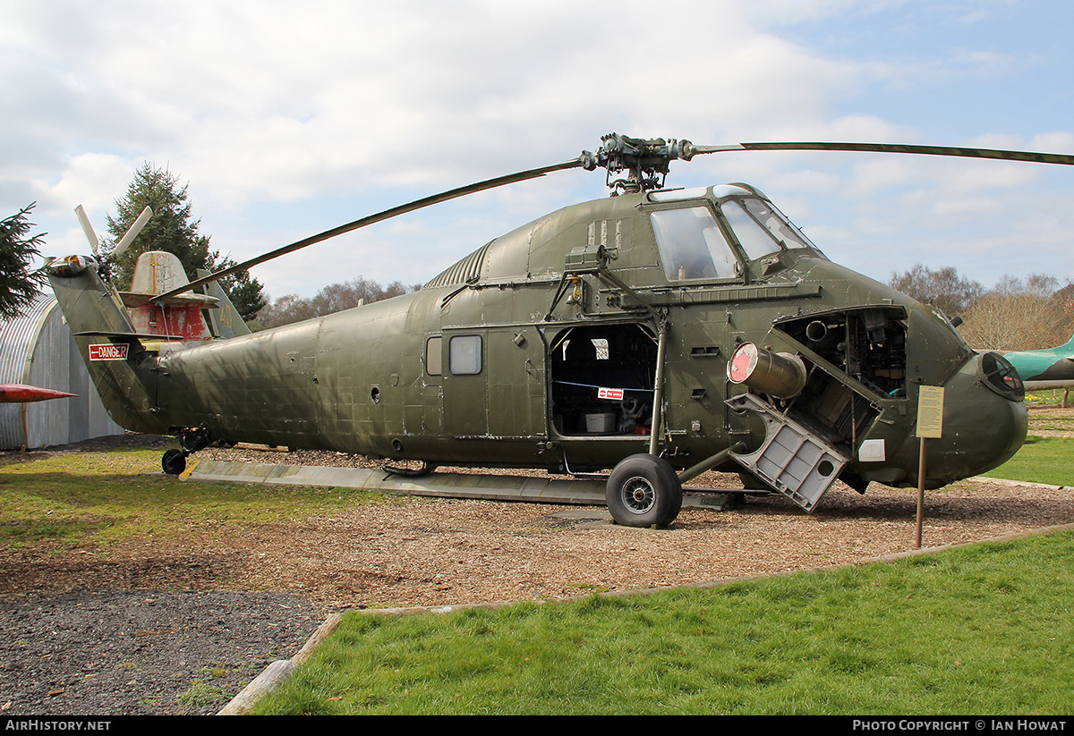 Aircraft Photo of XT486 | Westland WS-58 Wessex HU.5 | UK - Navy | AirHistory.net #139777