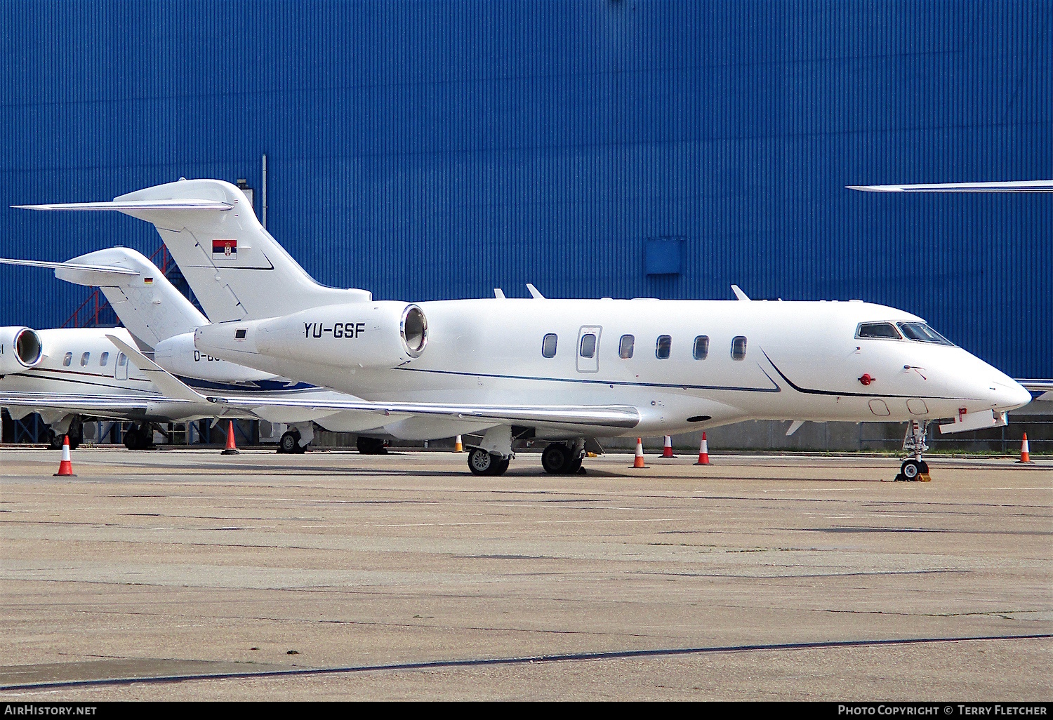 Aircraft Photo of YU-GSF | Bombardier Challenger 350 (BD-100-1A10) | AirHistory.net #139848