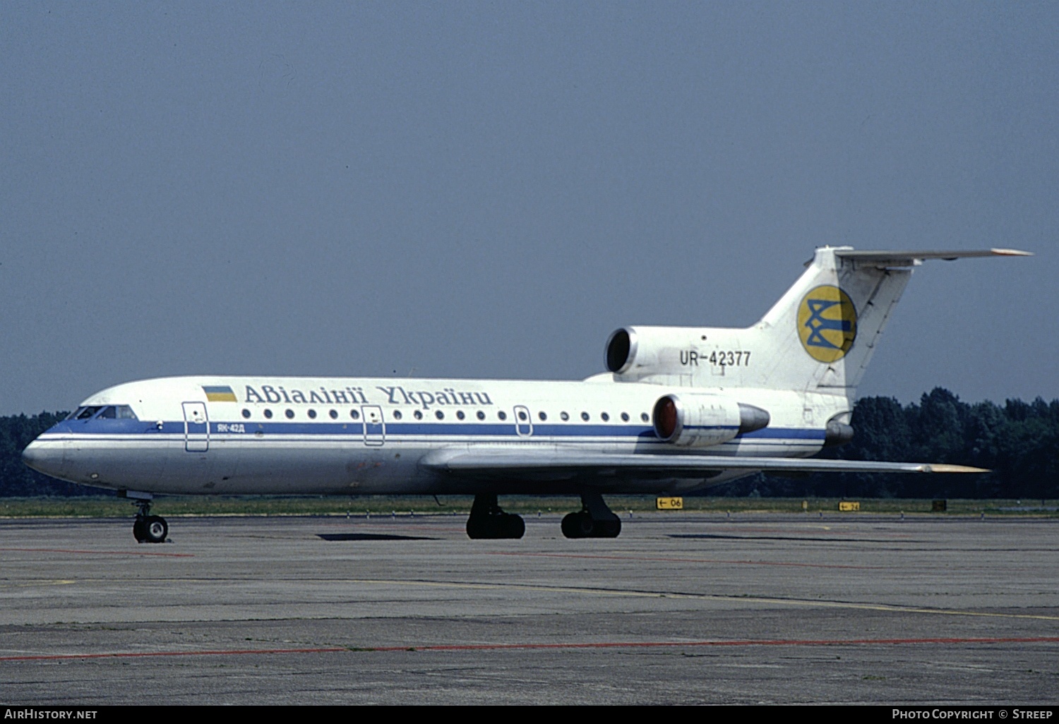 Aircraft Photo of UR-42377 | Yakovlev Yak-42D | Air Ukraine | AirHistory.net #139959