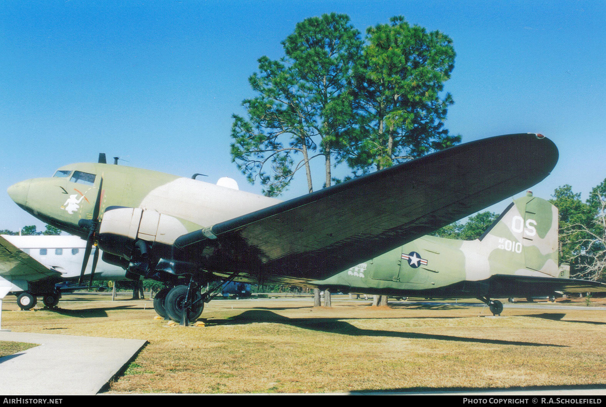 Aircraft Photo of AF43-010 | Douglas C-47K Skytrain | USA - Air Force | AirHistory.net #139983