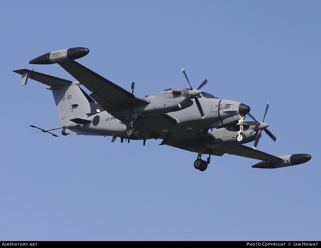 Aircraft Photo of 92-13123 / 13123 | Beech RC-12P Huron (A200CT) | USA - Army | AirHistory.net #140005