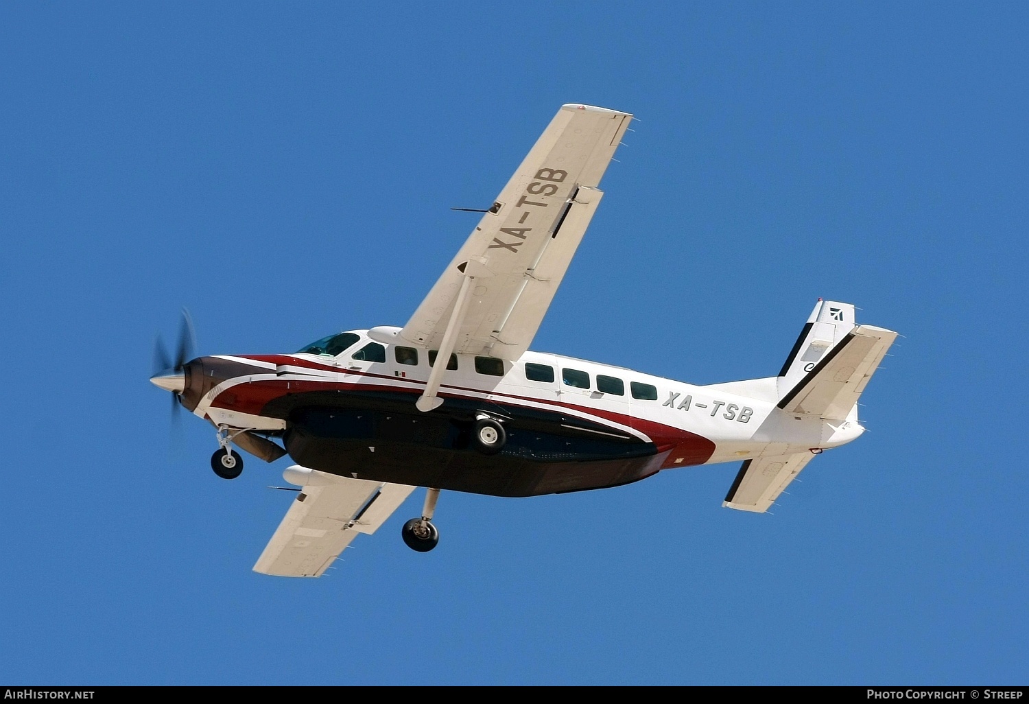Aircraft Photo of XA-TSB | Cessna 208B Grand Caravan | AirHistory.net #140034