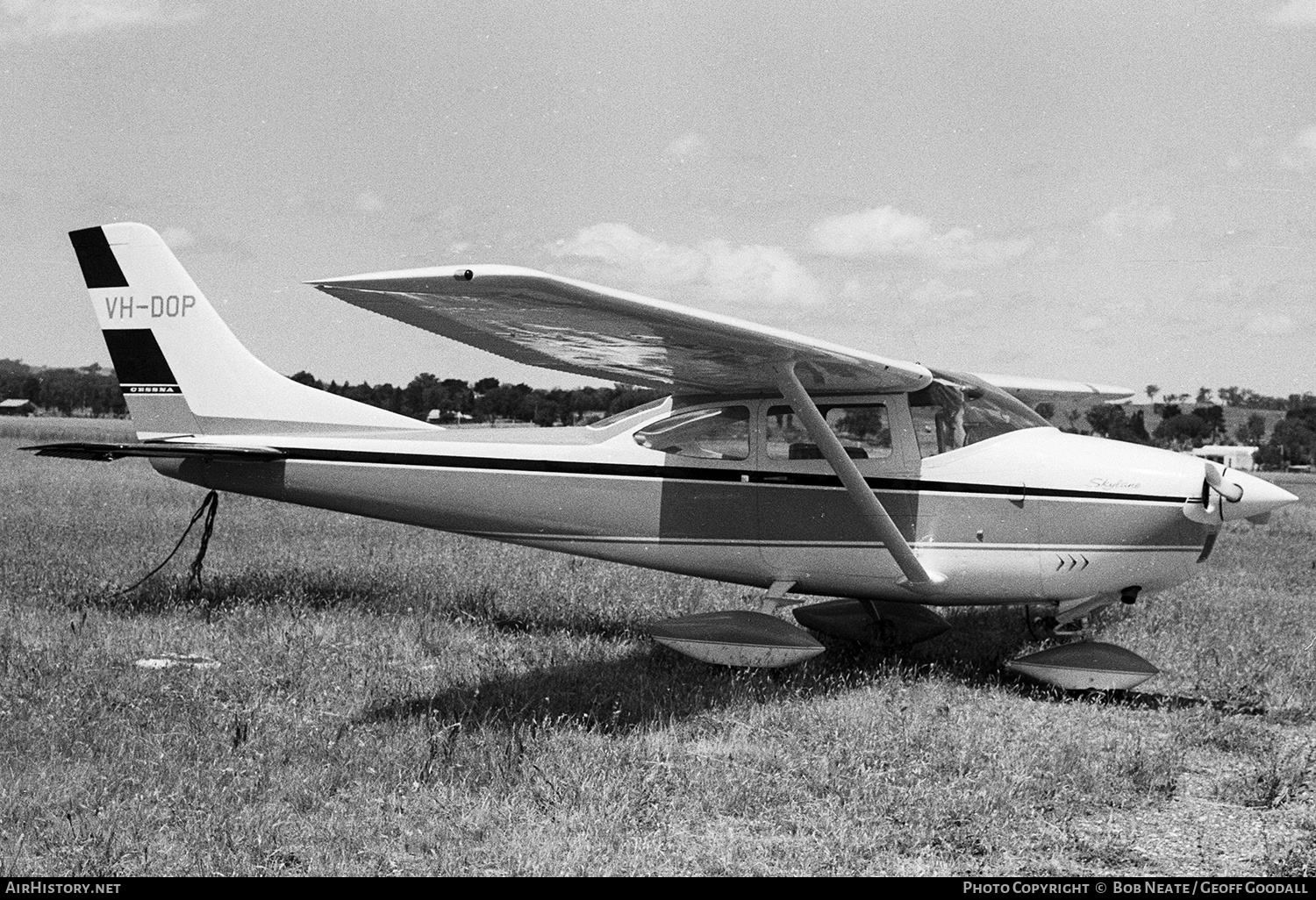 Aircraft Photo of VH-DOP | Cessna 182H Skylane | AirHistory.net #140057