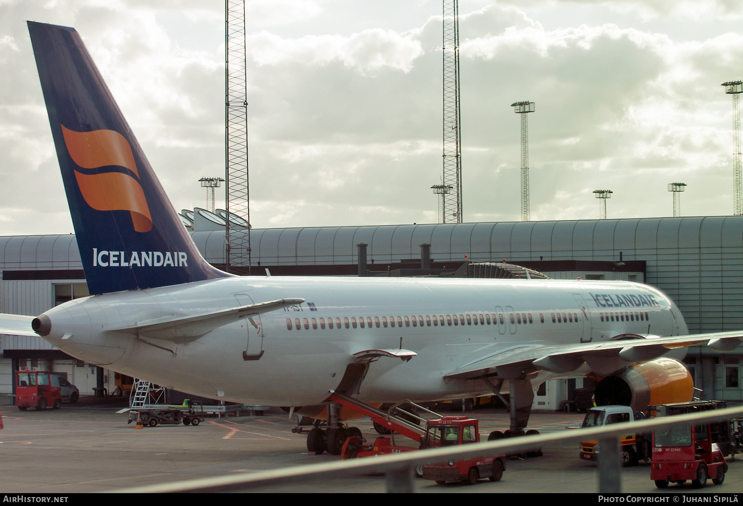 Aircraft Photo of TF-IST | Boeing 757-256 | Icelandair | AirHistory.net #140145