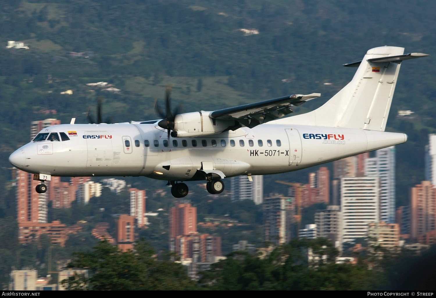Aircraft Photo of HK-5071-X | ATR ATR-42-500 | EasyFly | AirHistory.net #140179