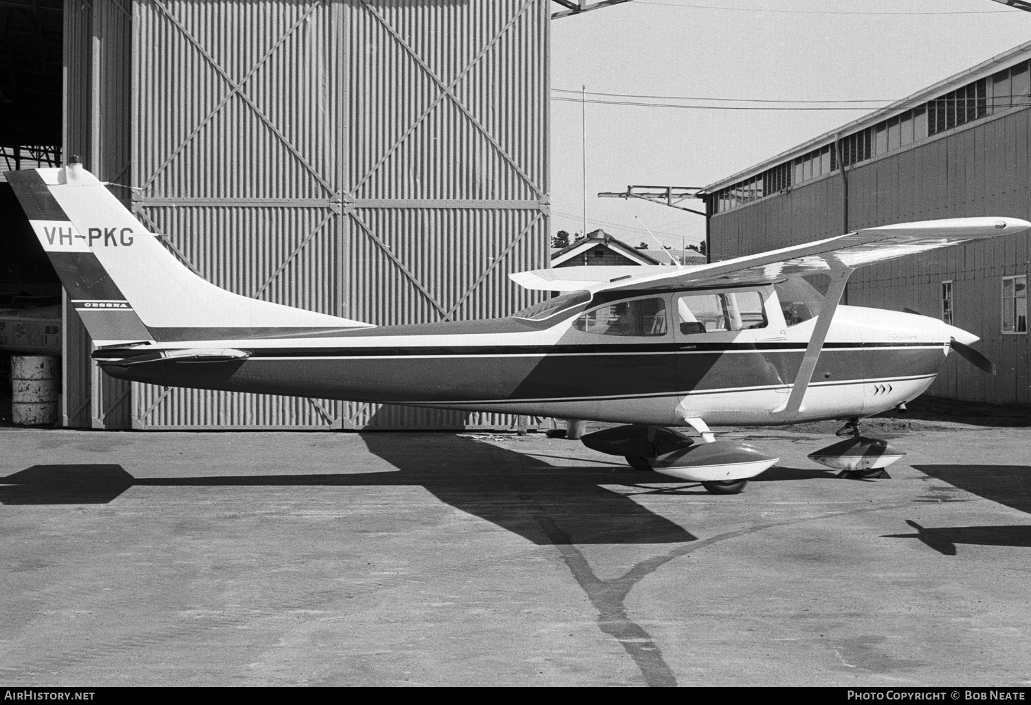 Aircraft Photo of VH-PKG | Cessna 182H Skylane | AirHistory.net #140188