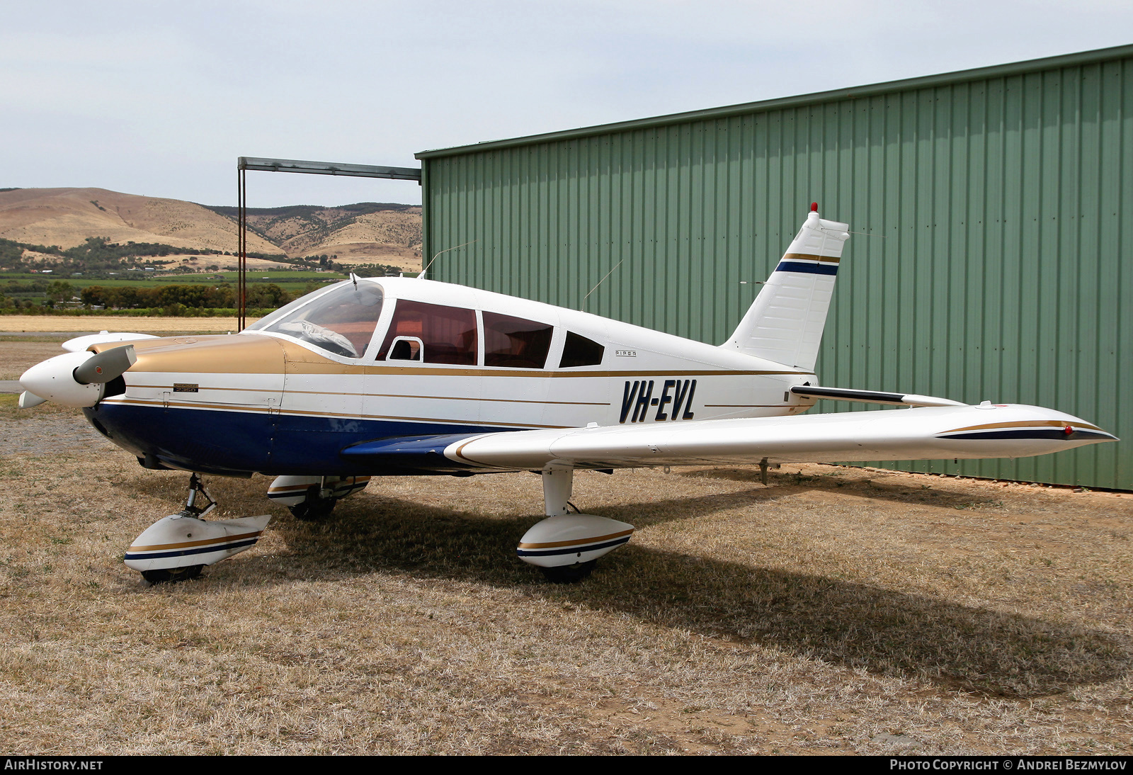 Aircraft Photo of VH-EVL | Piper PA-28-235 Cherokee D | AirHistory.net #140383