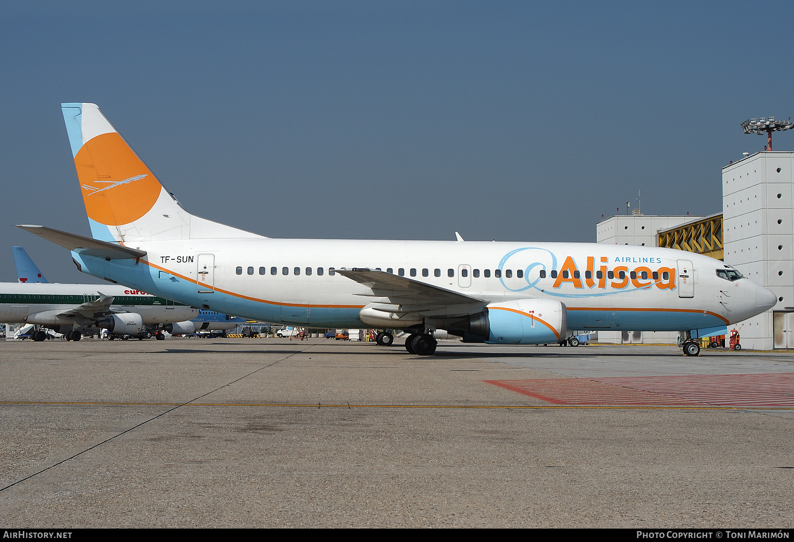 Aircraft Photo of TF-SUN | Boeing 737-3Q8 | Alisea Airlines | AirHistory.net #140479