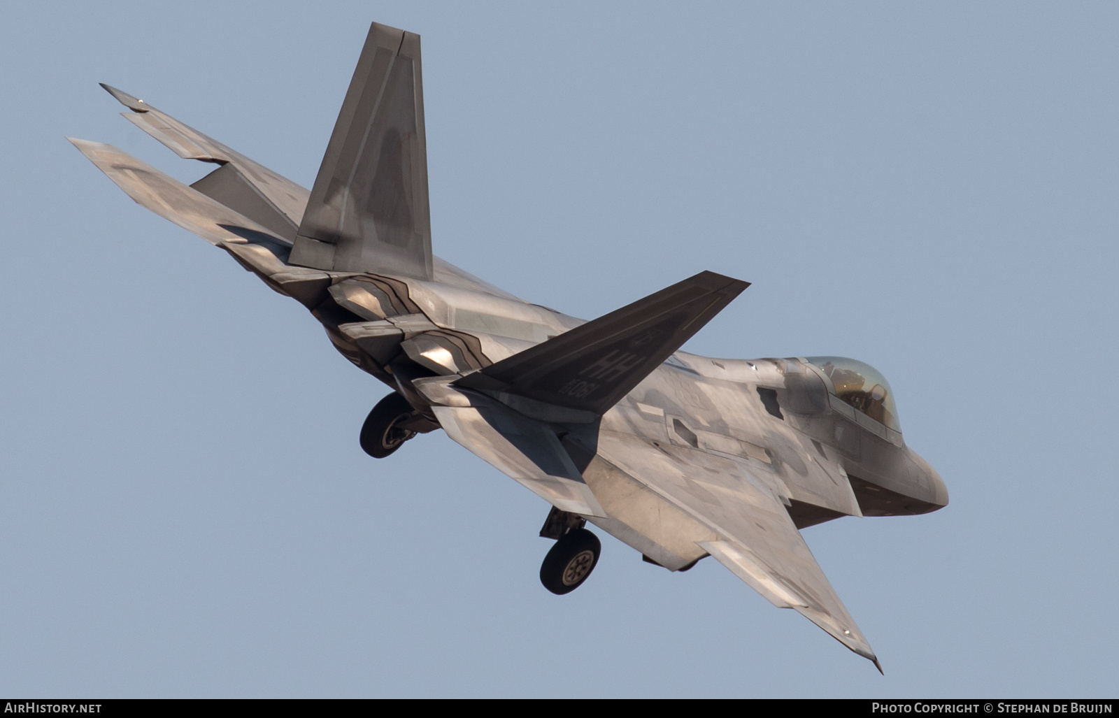 Aircraft Photo of 03-4061 / AF03-061 | Lockheed Martin F-22A Raptor | USA - Air Force | AirHistory.net #140529