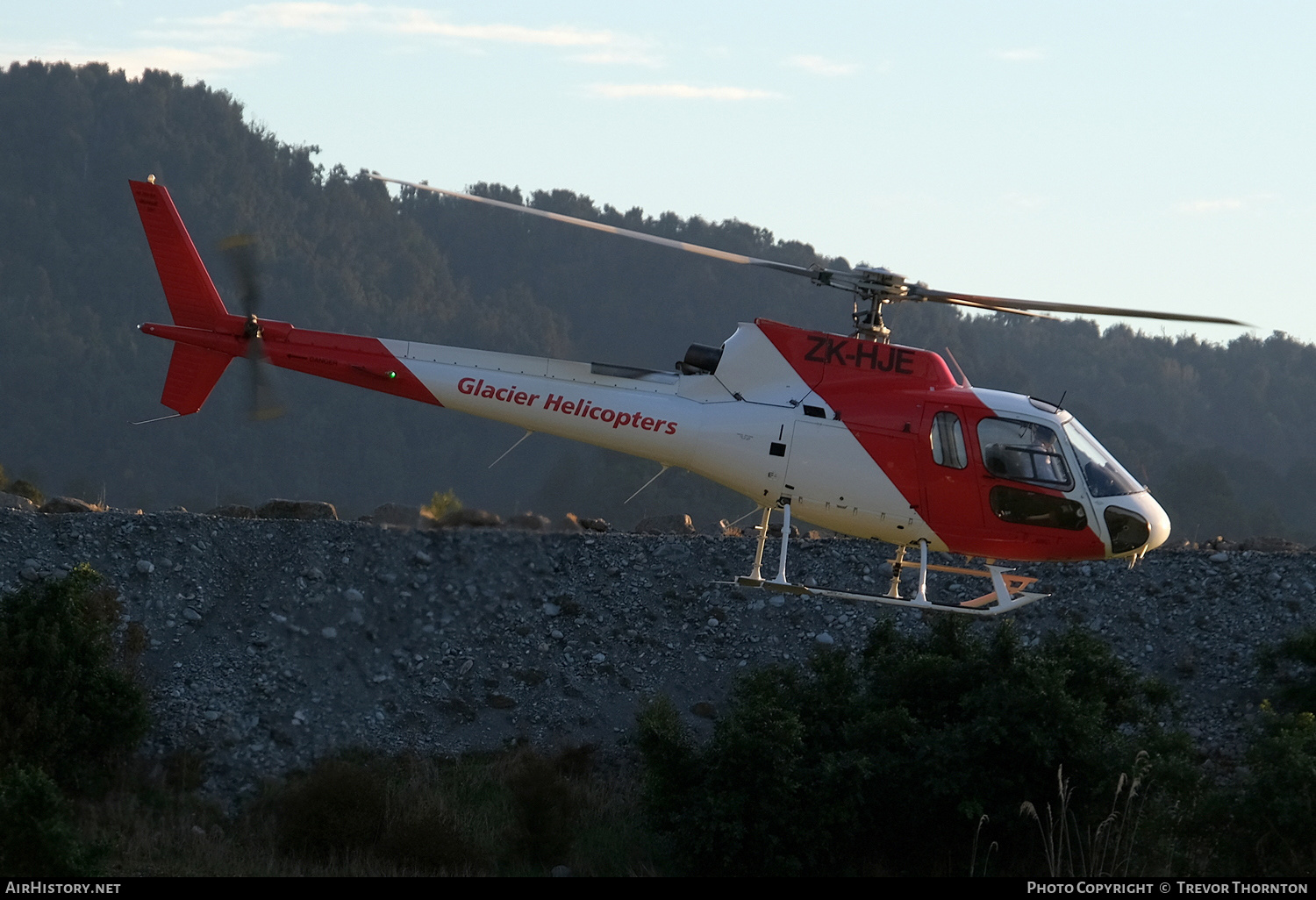 Aircraft Photo of ZK-HJE | Aerospatiale AS-350BA Ecureuil | Glacier Helicopters | AirHistory.net #140596