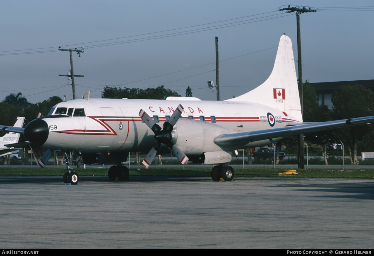 Aircraft Photo of 109159 | Canadair CC-109 Cosmopolitan | Canada - Air Force | AirHistory.net #140654