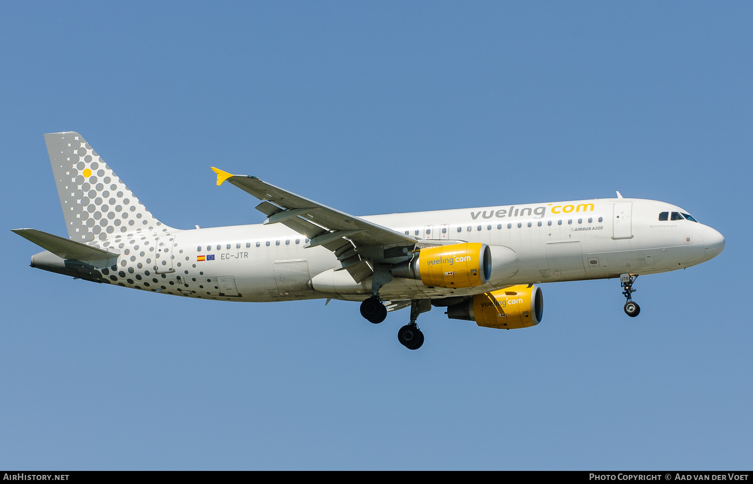 Aircraft Photo of EC-JTR | Airbus A320-214 | Vueling Airlines | AirHistory.net