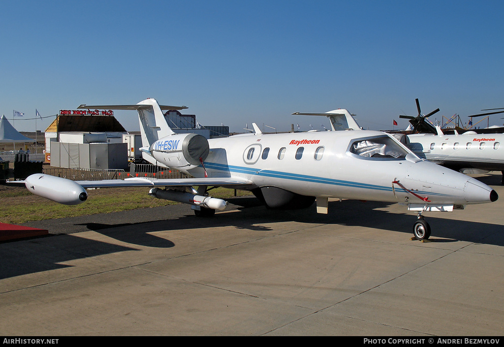 Aircraft Photo of VH-ESW | Gates Learjet 35A | Raytheon Australia | AirHistory.net #140667