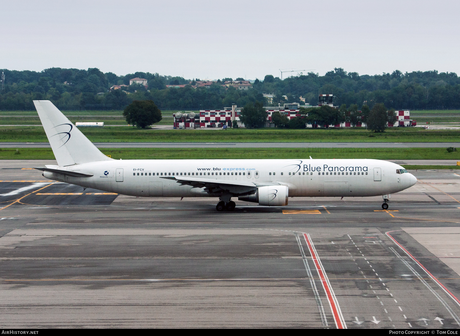 Aircraft Photo of EI-FCV | Boeing 767-3X2/ER | Blue Panorama Airlines | AirHistory.net #140760