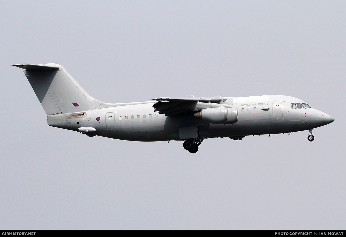 Aircraft Photo of ZE707 | British Aerospace BAe-146 C.3 | UK - Air Force | AirHistory.net #140774