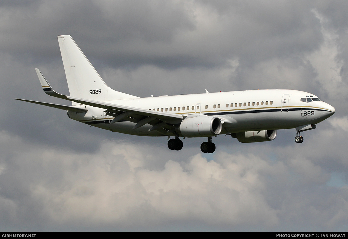 Aircraft Photo of 165829 / 5829 | Boeing C-40A Clipper | USA - Navy | AirHistory.net #140776