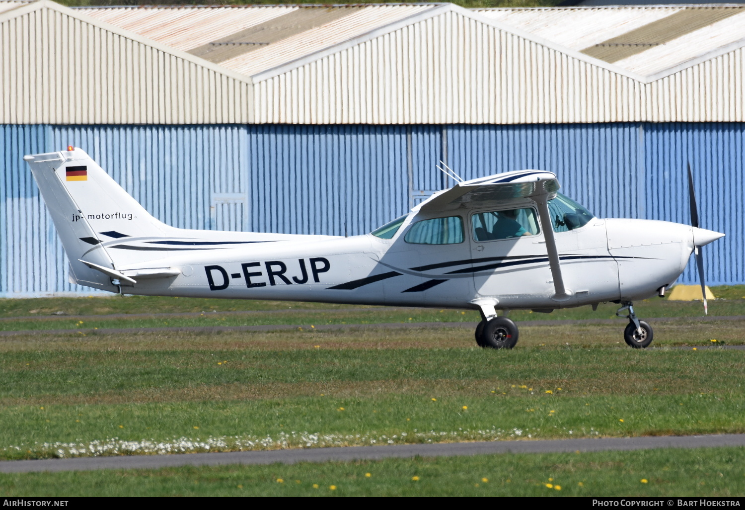 Aircraft Photo of D-ERJP | Cessna 172P Skyhawk | JP-Motorflug | AirHistory.net #140812