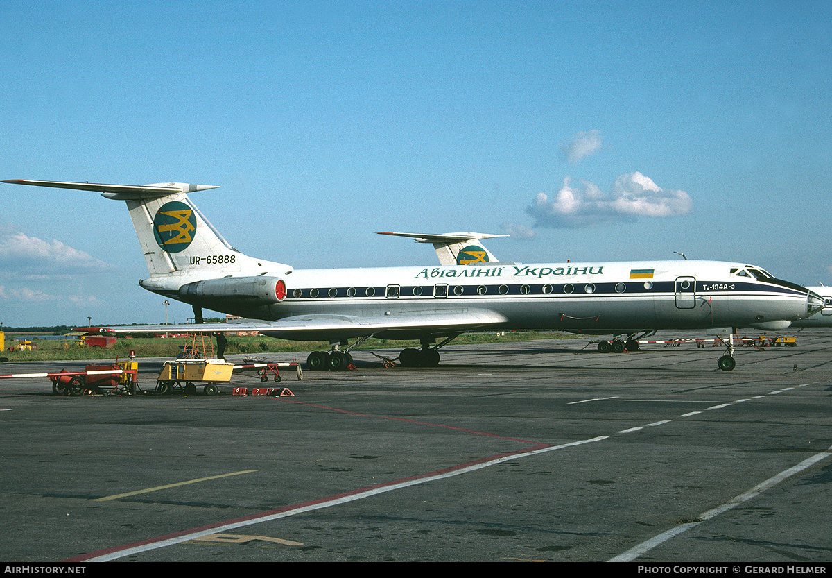 Aircraft Photo of UR-65888 | Tupolev Tu-134A-3 | Air Ukraine | AirHistory.net #140880