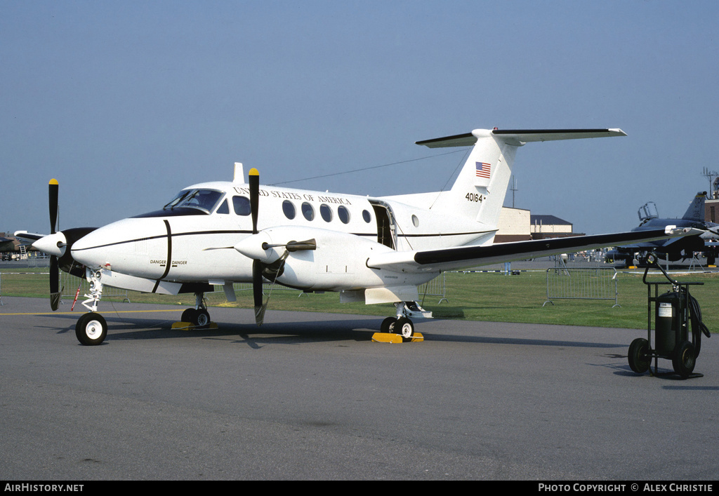 Aircraft Photo of 84-0164 / 40164 | Beech C-12F Huron (B200C) | USA - Air Force | AirHistory.net #140887