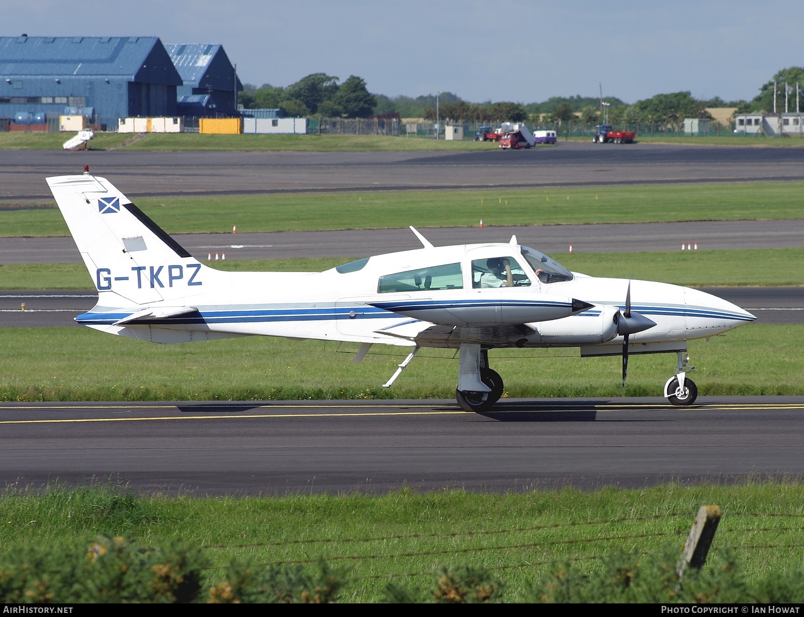 Aircraft Photo of G-TKPZ | Cessna 310R | AirHistory.net #140949