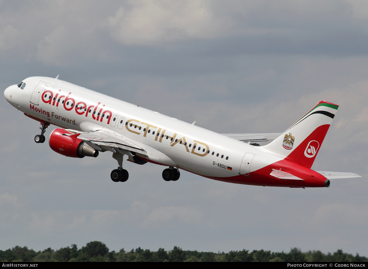 Aircraft Photo of D-ABDU | Airbus A320-214 | Air Berlin | AirHistory.net #140951