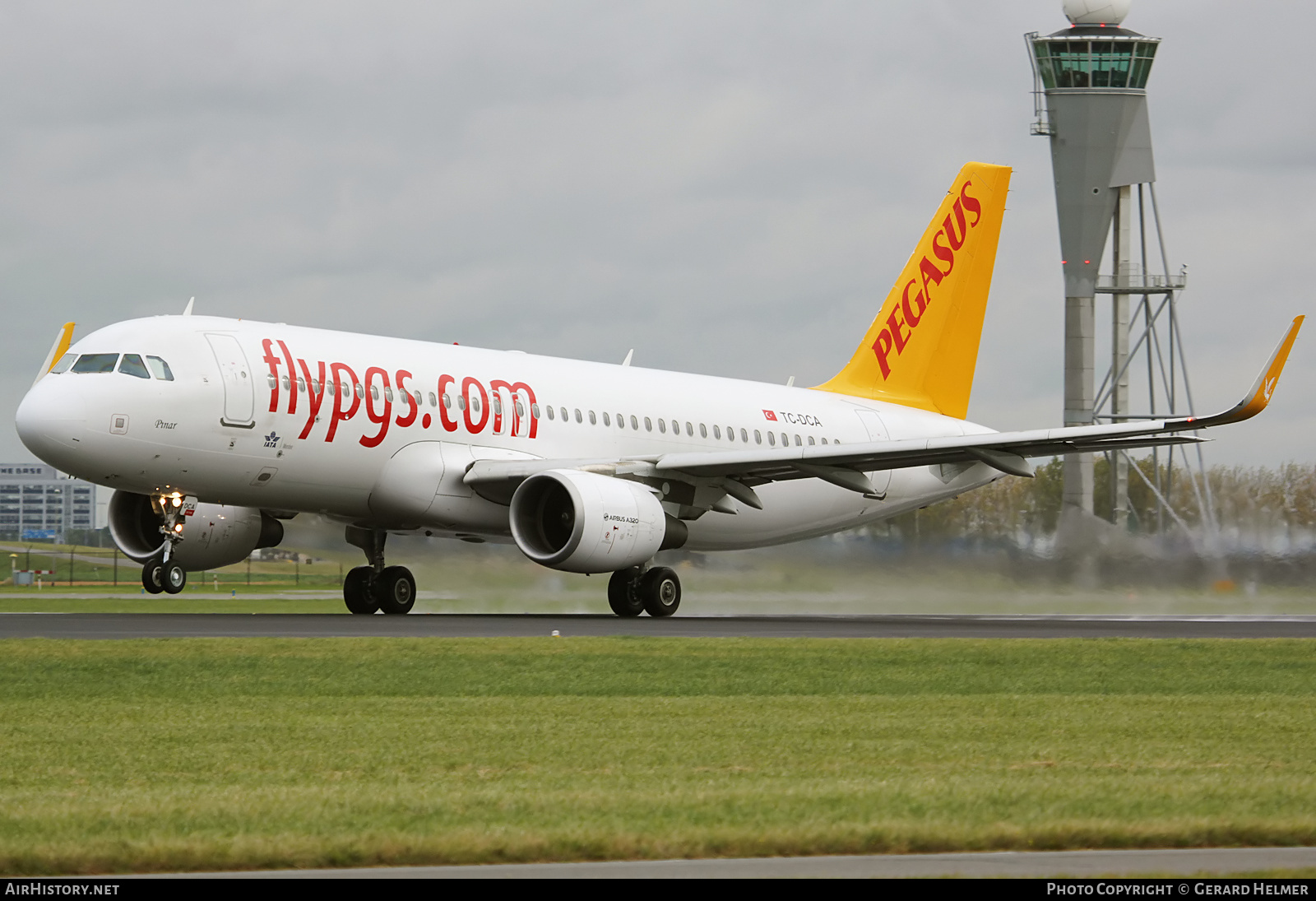 Aircraft Photo of TC-DCA | Airbus A320-214 | Pegasus Airlines | AirHistory.net #141140