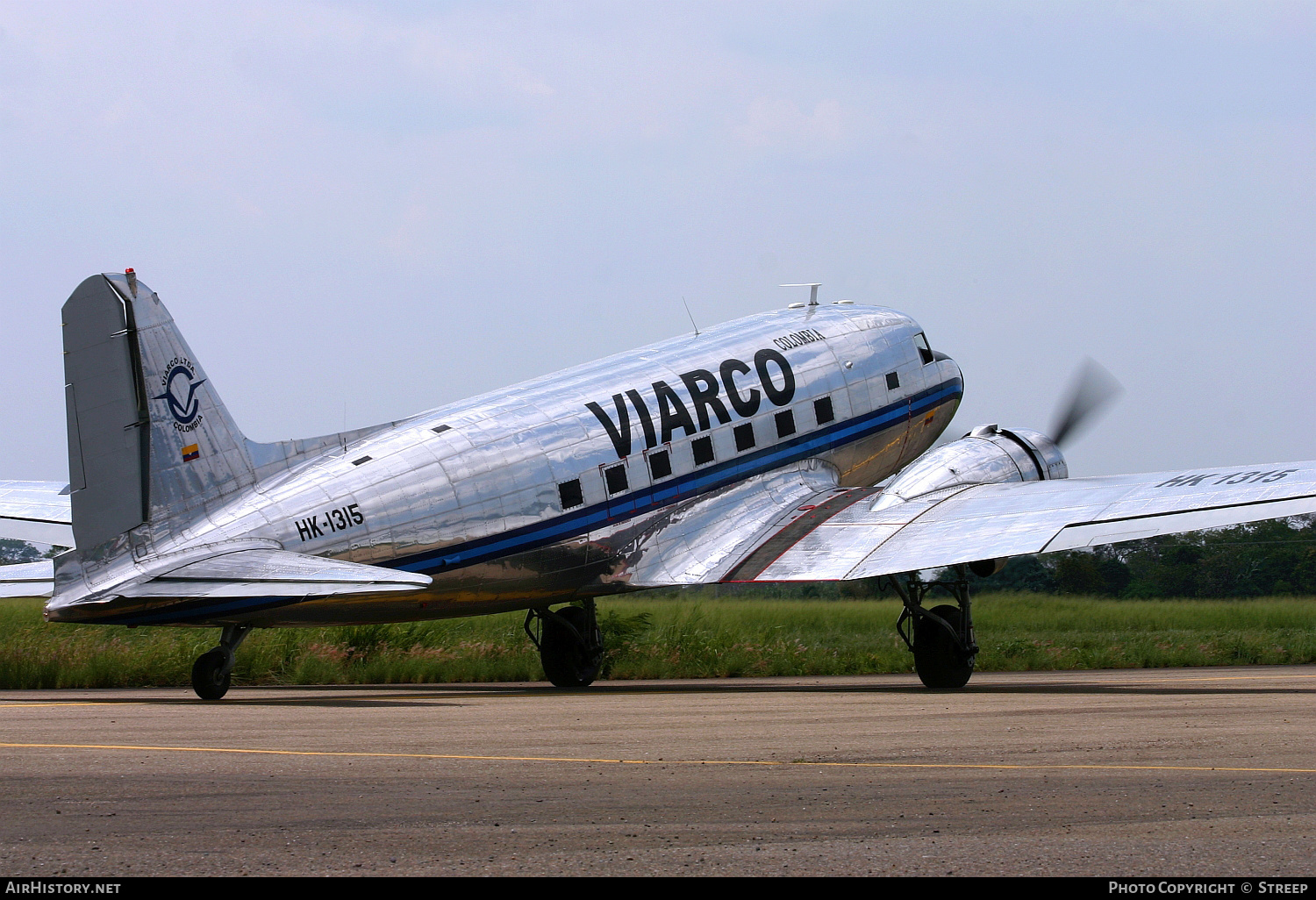 Aircraft Photo of HK-1315 | Douglas C-47A Skytrain | Viarco Colombia | AirHistory.net #141142