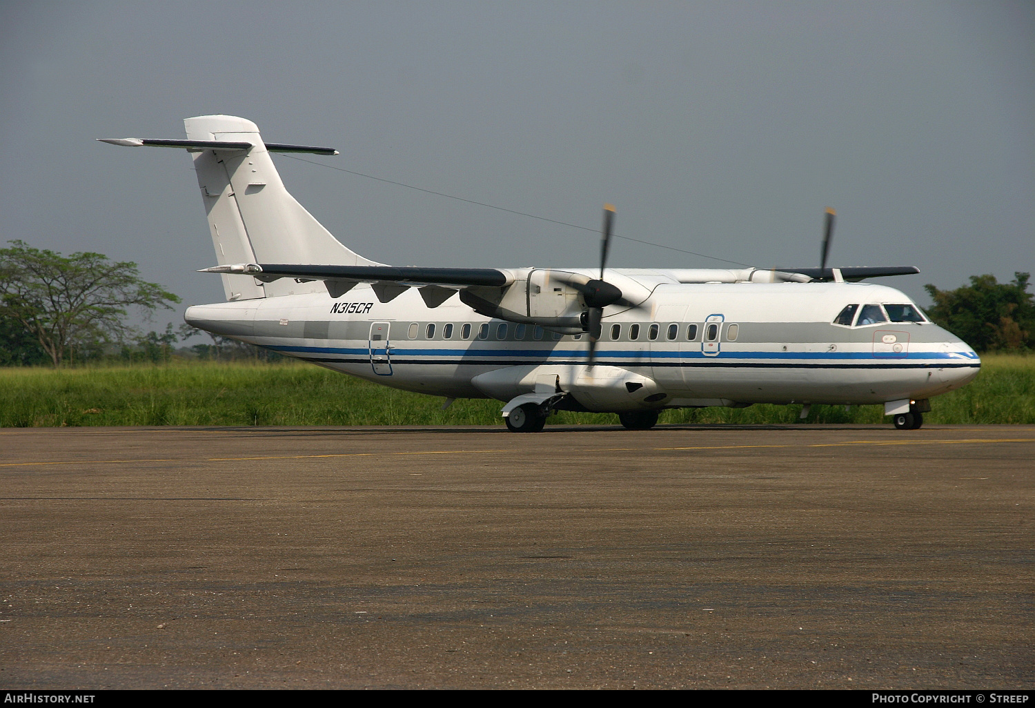 Aircraft Photo of N315CR | ATR ATR-42-320 | AirHistory.net #141149