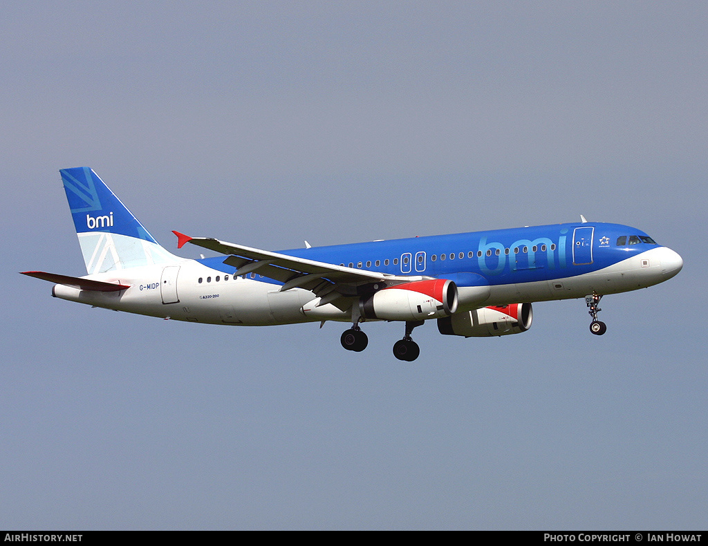 Aircraft Photo of G-MIDP | Airbus A320-232 | BMI - British Midland International | AirHistory.net #141293