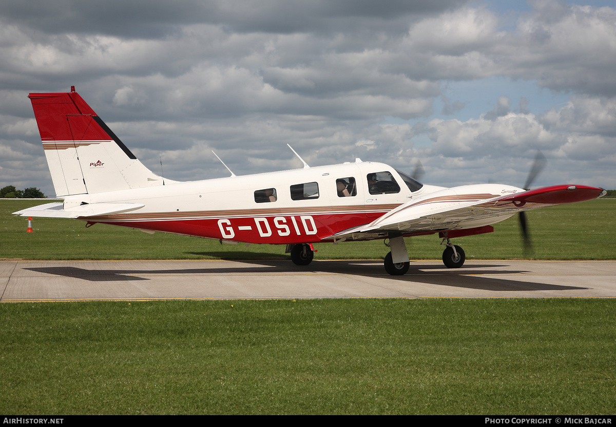 Aircraft Photo of G-DSID | Piper PA-34-220T Seneca IV | AirHistory.net #141312