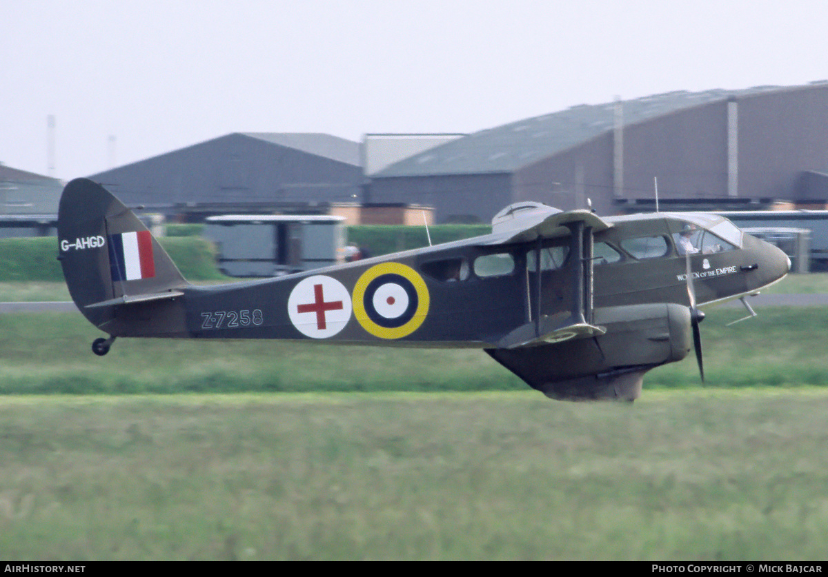 Aircraft Photo of G-AHGD / Z7258 | De Havilland D.H. 89A Dragon Rapide | UK - Air Force | AirHistory.net #141327