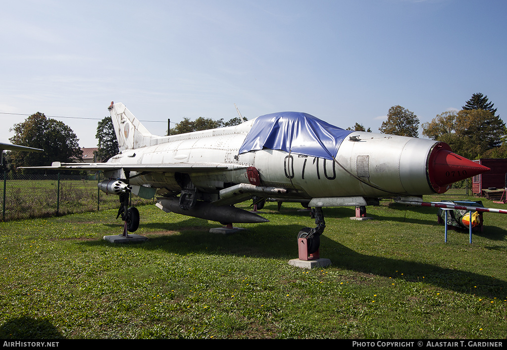 Aircraft Photo of 0710 | Mikoyan-Gurevich MiG-21F-13 | Slovakia - Air Force | AirHistory.net #141347