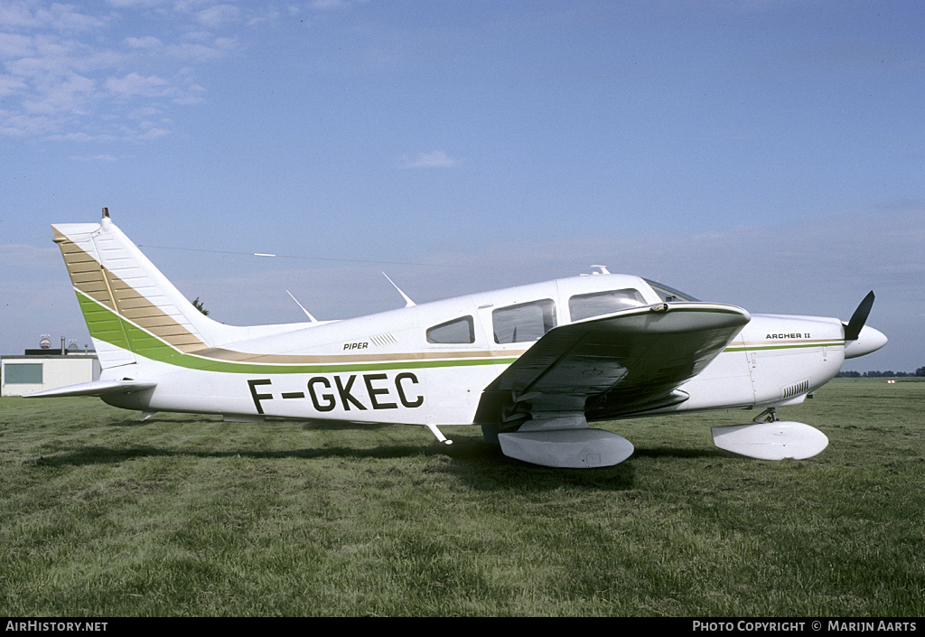 Aircraft Photo of F-GKEC | Piper PA-28-181 Archer II | AirHistory.net #141407