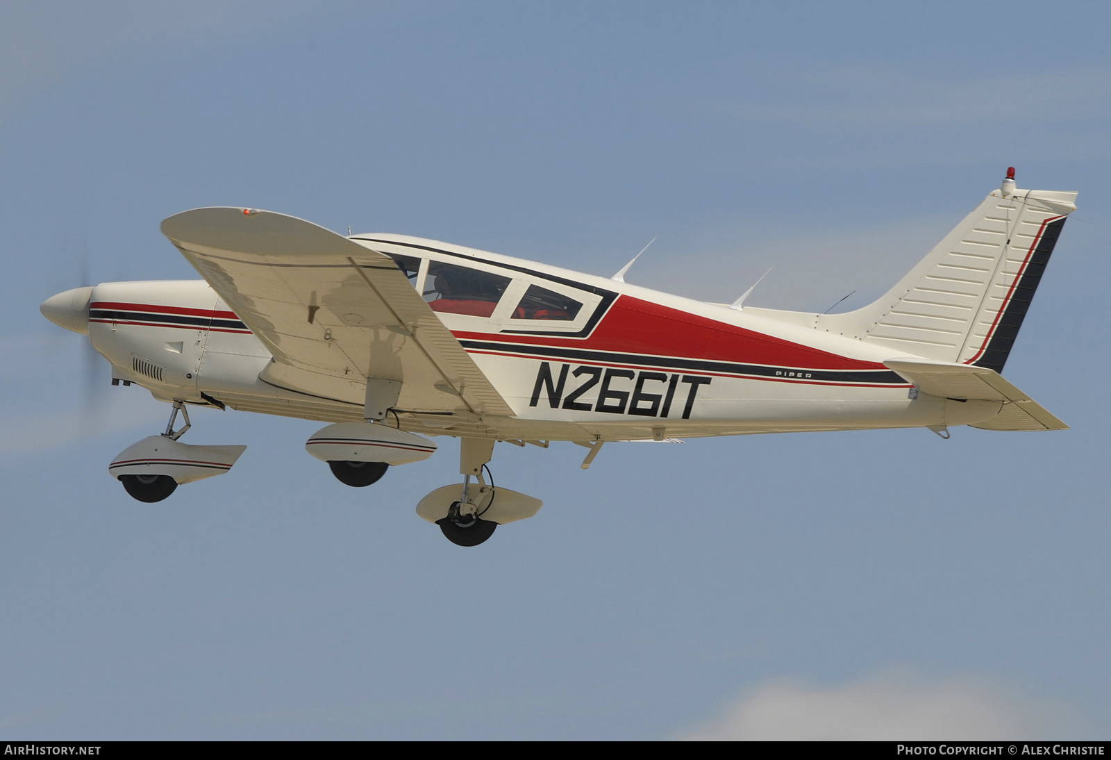 Aircraft Photo of N2661T | Piper PA-28-180 Cherokee G | AirHistory.net #141562
