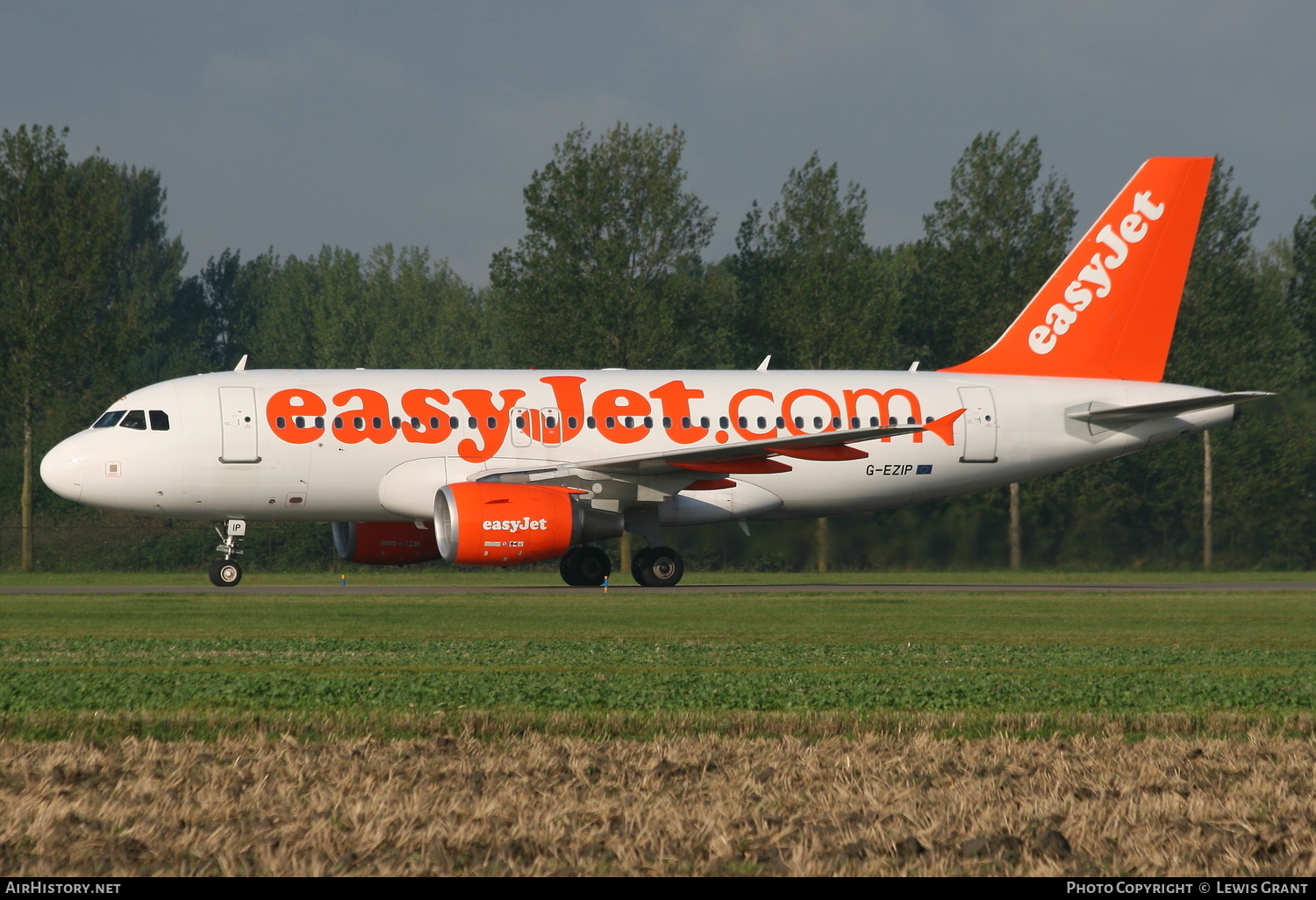 Aircraft Photo of G-EZIP | Airbus A319-111 | EasyJet | AirHistory.net #141598